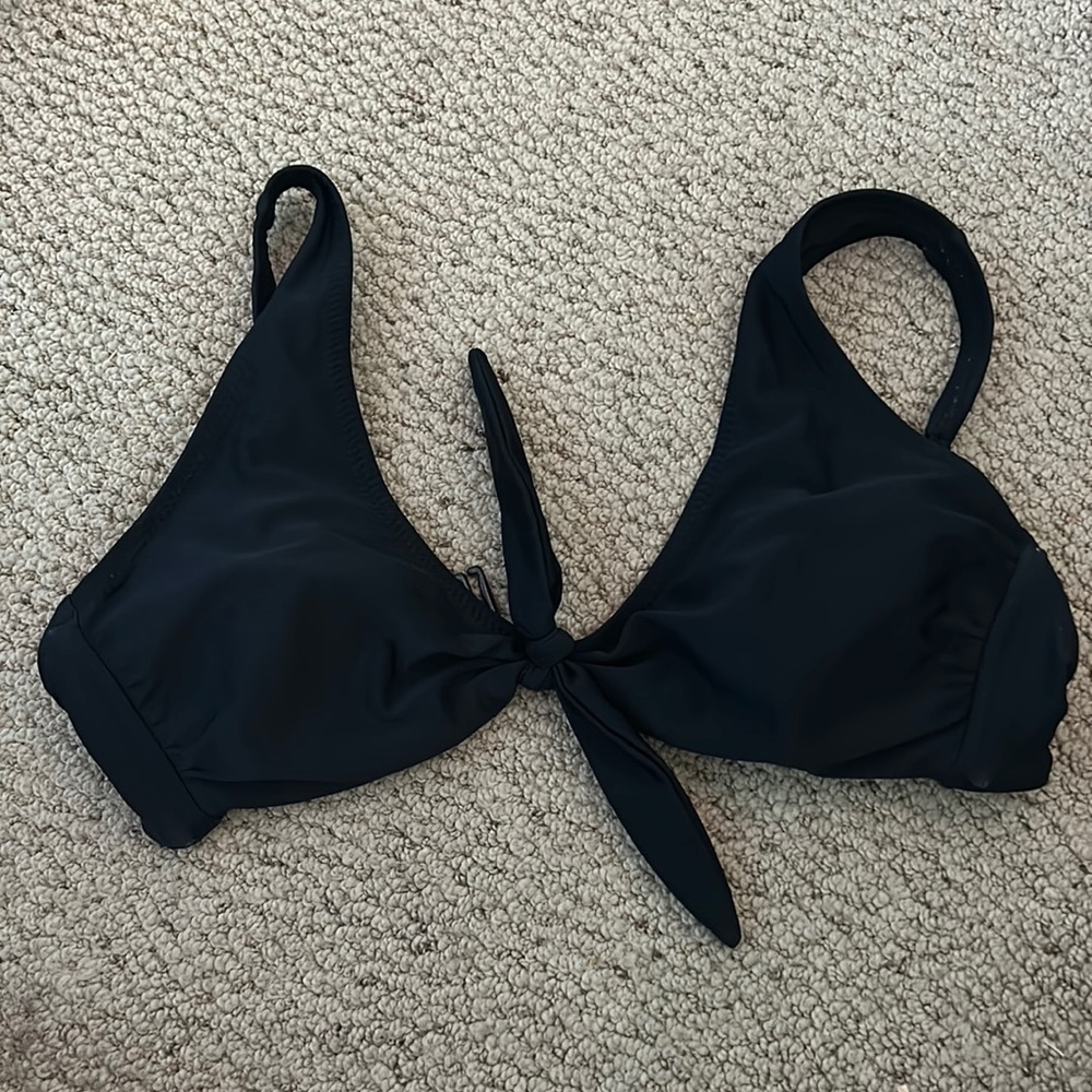 black bikini top